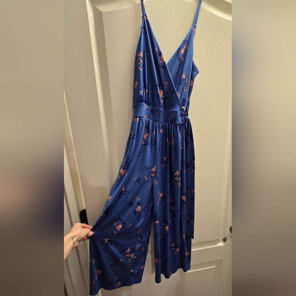 Knit Crop Jumpsuit - Picture 2 of 5